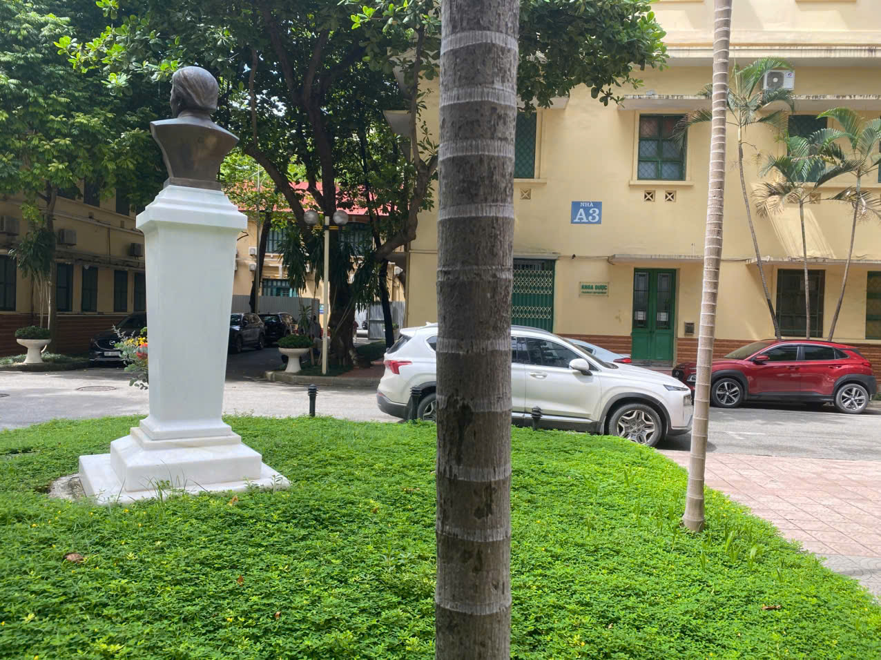 Sieu do vong linh tai benh vien viet duc