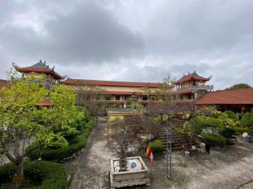 Vuon-chua-lanh-than-tam-ong-but-20